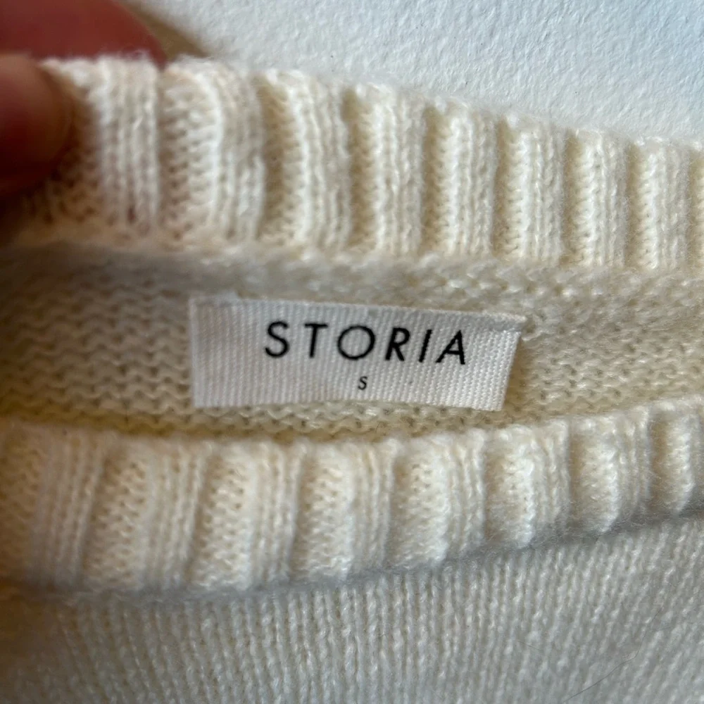 STORIA Daisy-knit Pompom cropped sweater - white - Picture 3 of 3